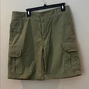 L.L. Bean Men's Olive Cargo Shorts